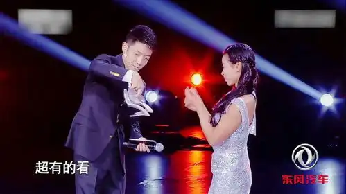 妩媚美女秒变肌肉达人,霸气公主抱撒贝宁,小撒表情太好笑