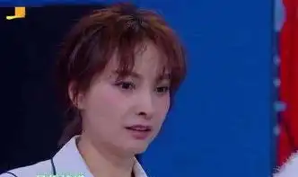 吴昕带病录制节目,暖心何炅上演摸头杀,谢娜的表情谁注意到了