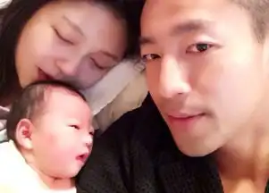 娱乐24小时大s首度曝光女儿正面照