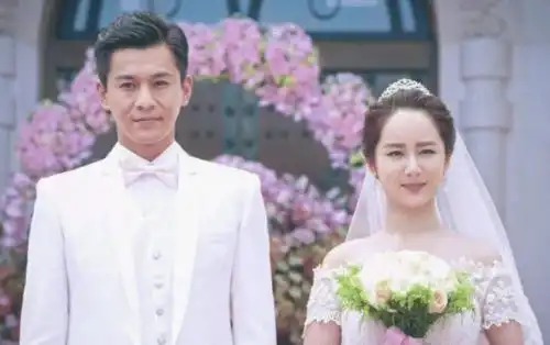 杨紫的九张结婚照,和谁都不大情愿,唯独和他是发自内心
