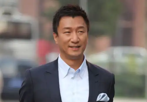 表情孙红雷终于回归连热巴2个私人问题,张艺兴表情暴露两人关系腾讯网qq.com表情