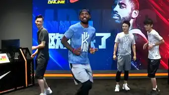 欧文模仿emoji表情包晃断对手脚踝的表情亮了全景nba