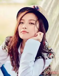 倪妮登杂志封面元气满满的少女妮