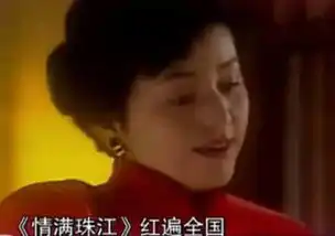 童年噩梦又要来了这个46岁的坏女人身材火辣得让人不敢直视