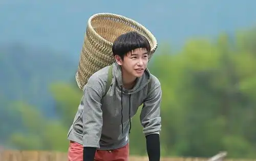 张艺兴加盟向往的生活5,蘑菇屋将迎来三处变动,彭昱畅获益